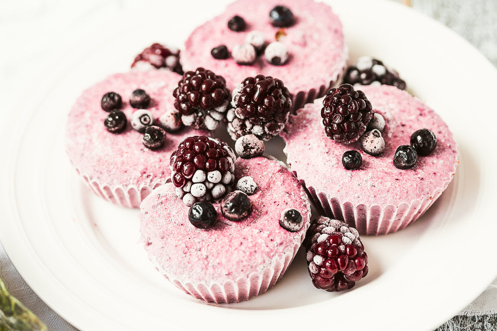 Raw Vegan Berry Cheesecake Bites